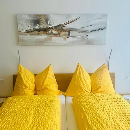 Haus Sonnmatt 公寓